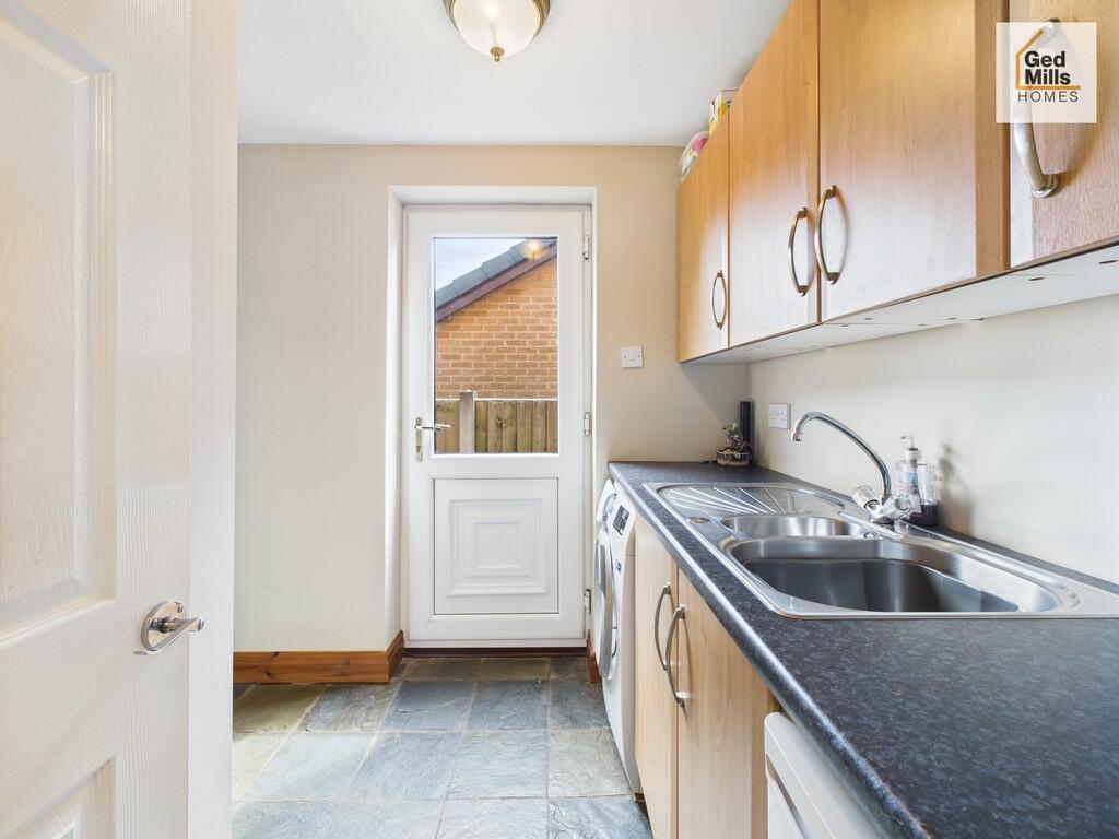 CAM04261G0-PR0077...