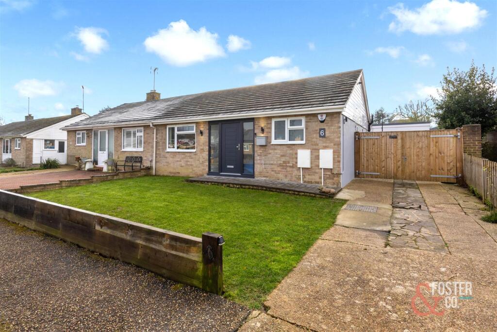 Flower Farm Close, 6-021.jpg