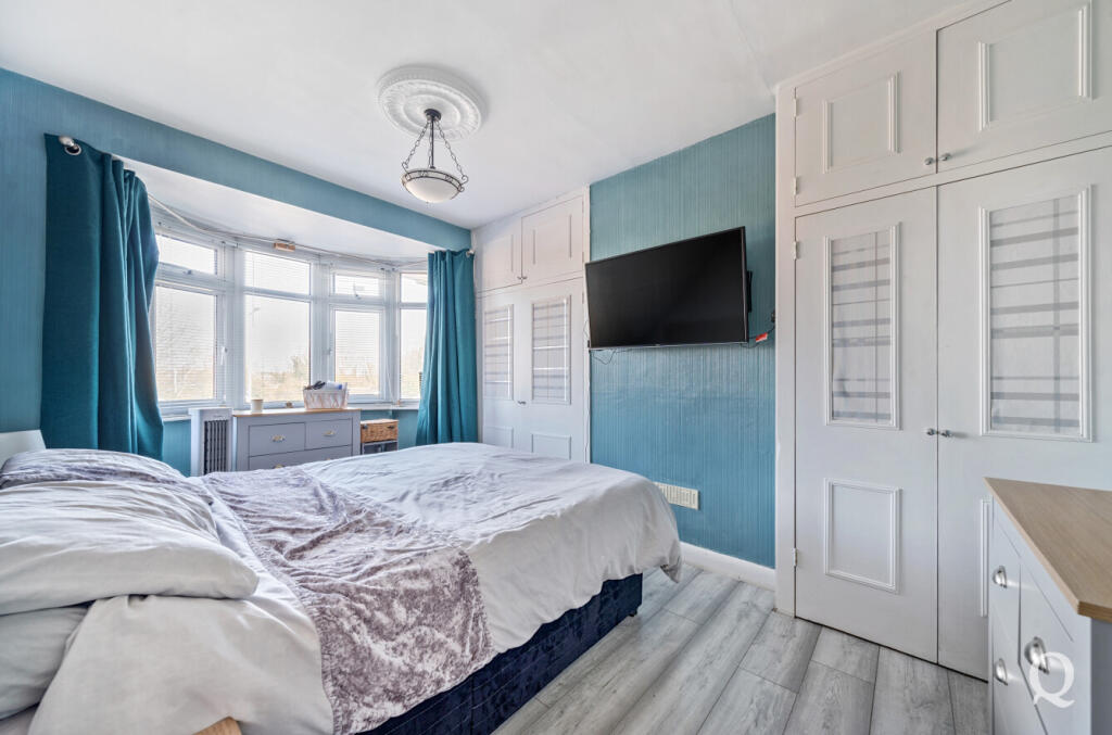 0db3f1a5-aac8-487...