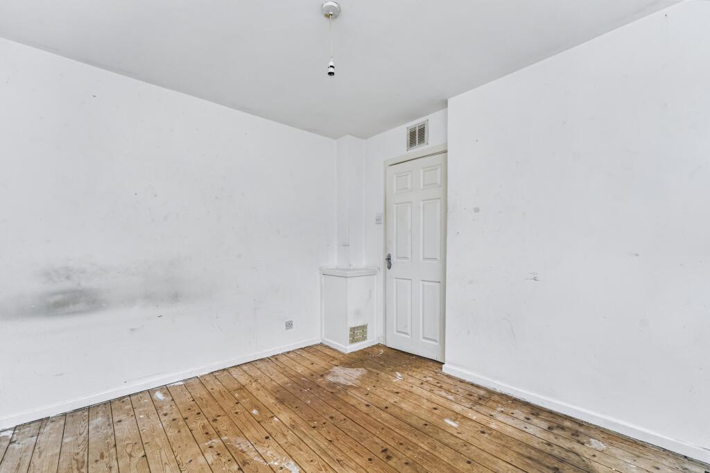 23 Lassington Close, Redditch, Worcestershire, B98 0LW