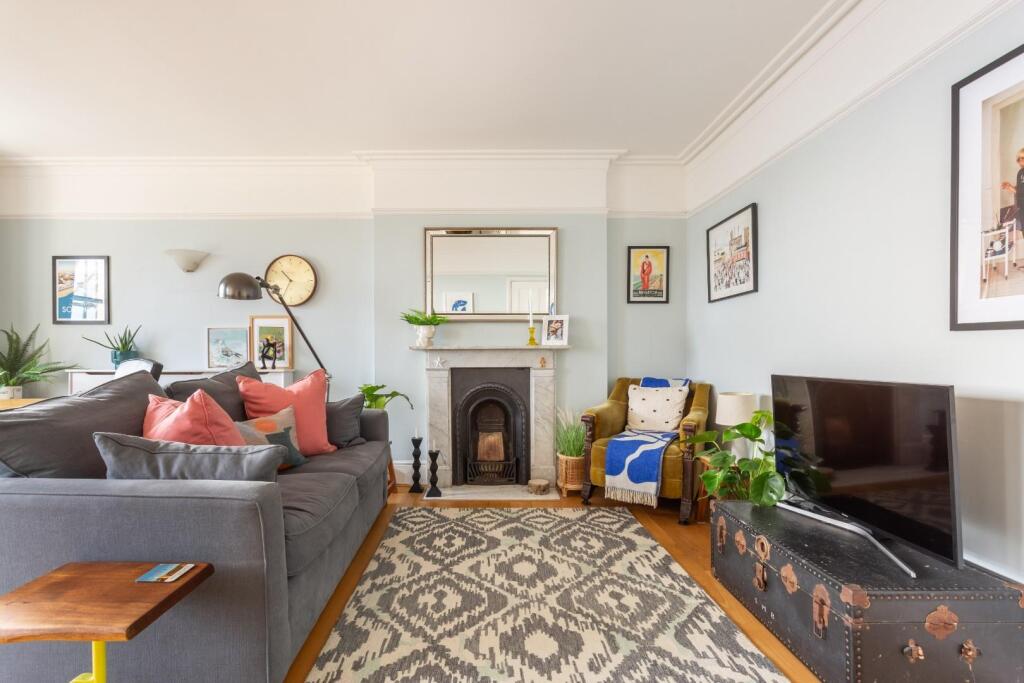 Adelaide Crescent-14.jpg