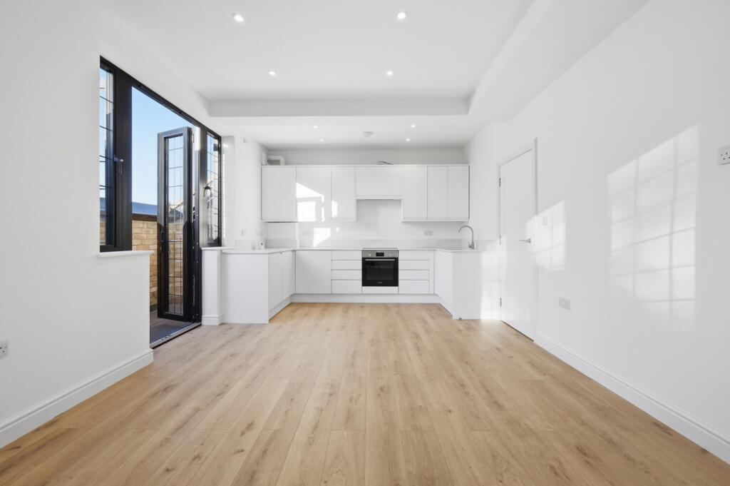Reception / Kitchen - Diner