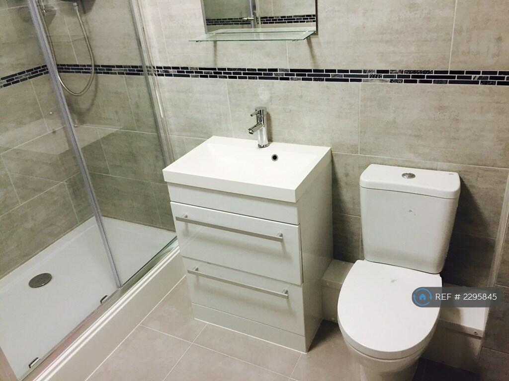 Bathroom2