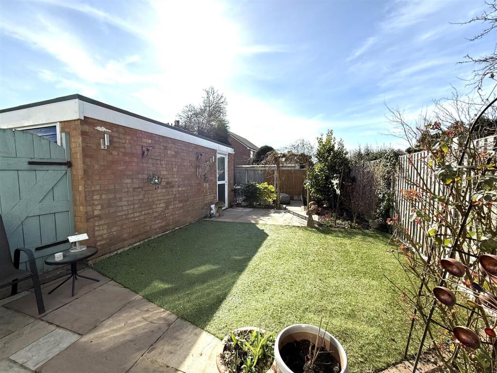 owens close rear 2.jpeg