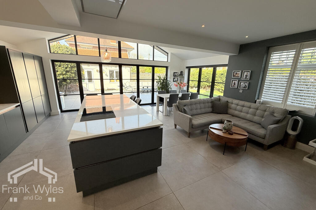 Photo 24-04-2025, 16 32 36