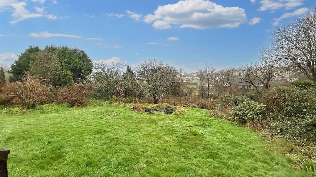 Garden 2.jpg