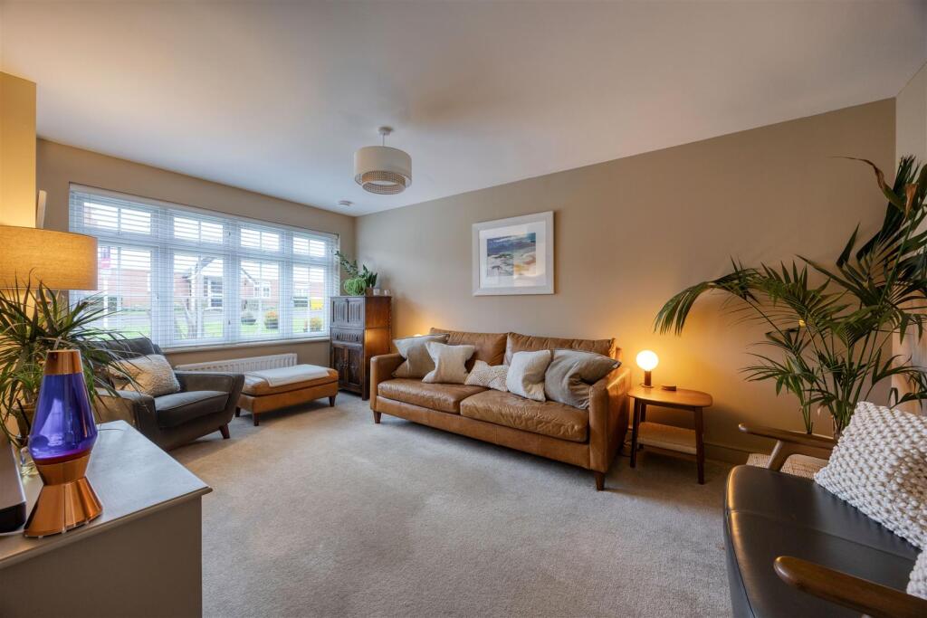 33_FAULDS_DRIVE_KIRKINTILLOCH_008.JPEG