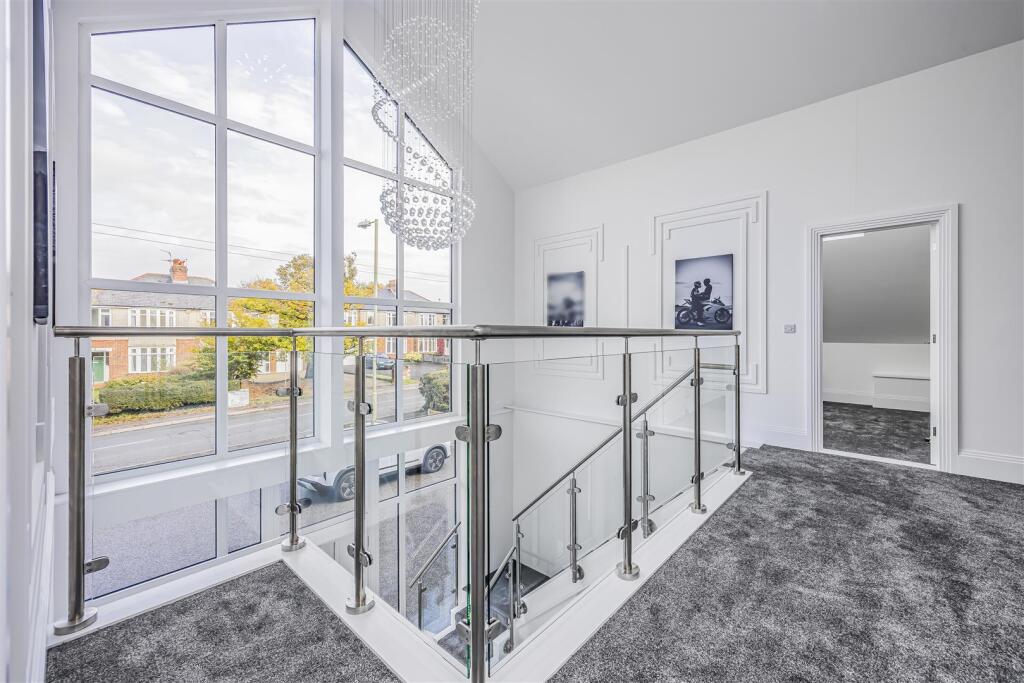 31 Lovedean Lane, Waterlooville-PorticoMarketing-S