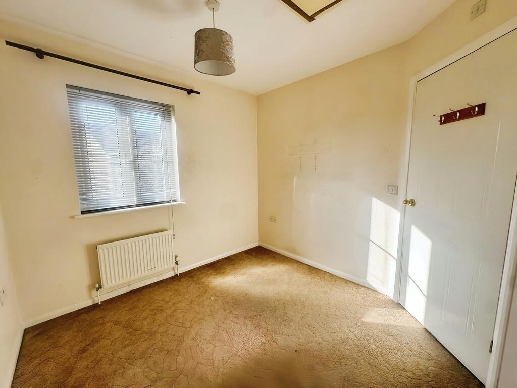 4c4d3722-WhatsApp...