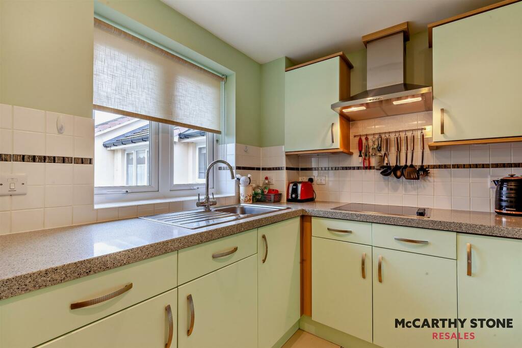 8626432-interior08-800.jpg