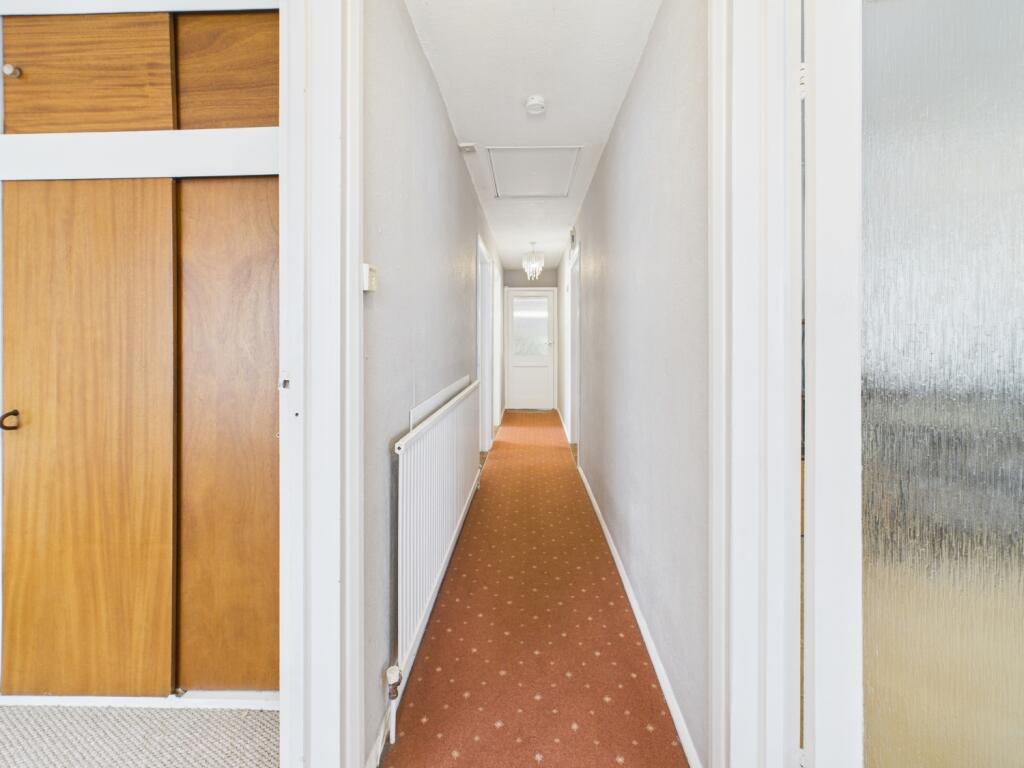 CAM01740G0-PR0434-STILL008