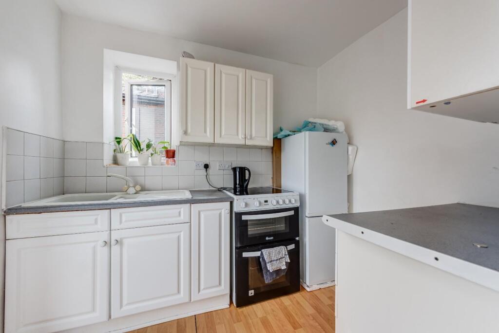 117aDoncasterRoad(Interior)-8.jpg