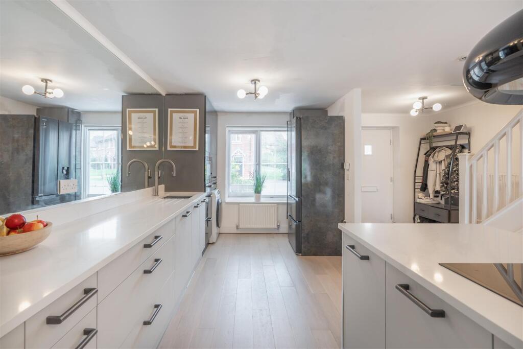 30 Firecrest Way-8.jpg