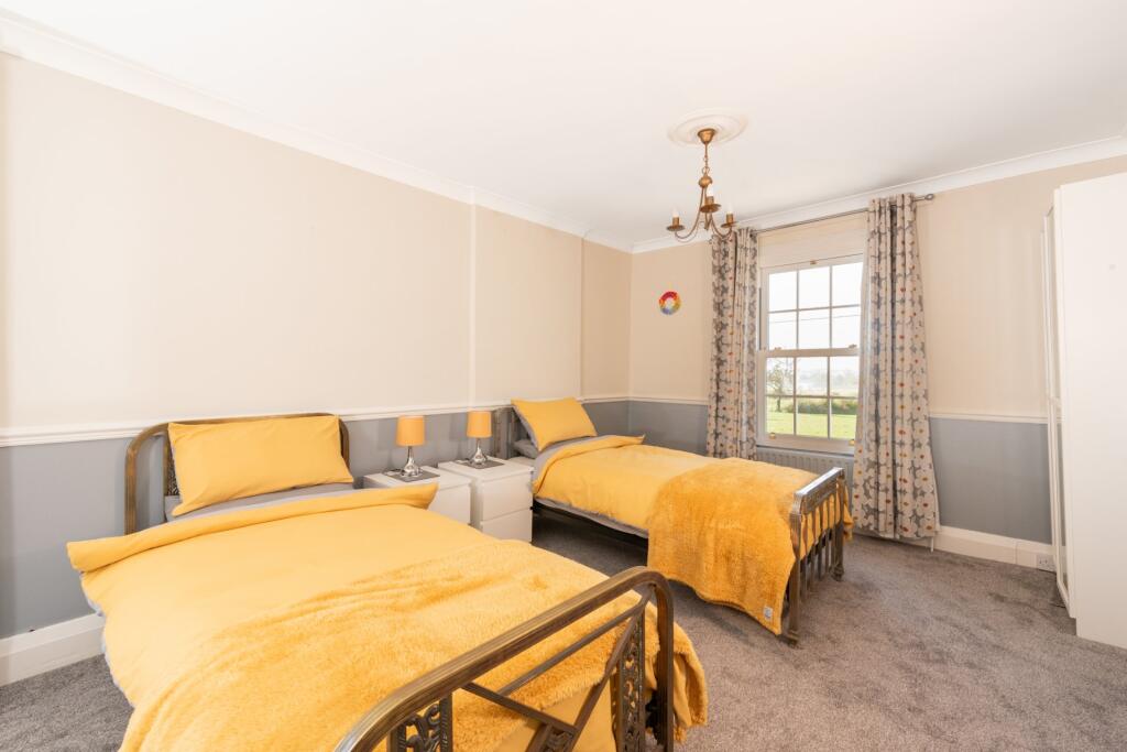 Bedroom 3 - Main Hse