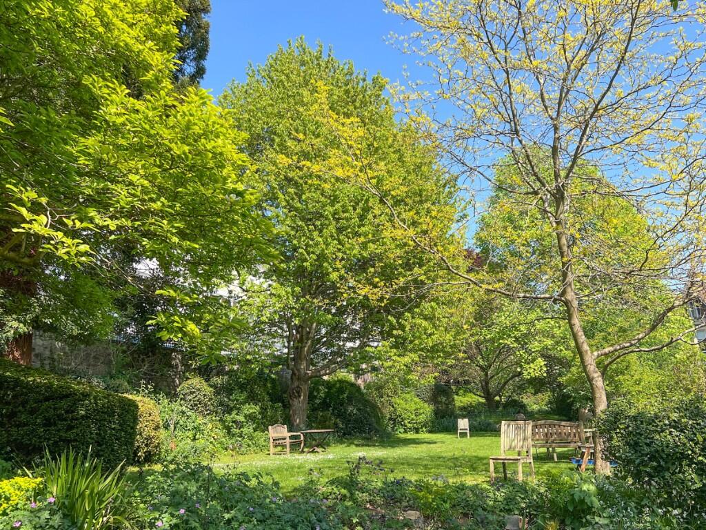 Communal garden