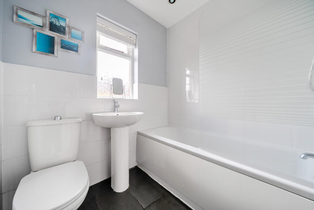 1373032-6-6908a9164ffb7