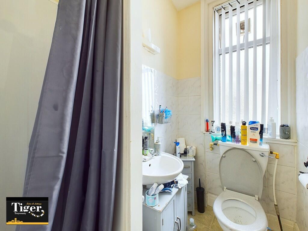 CAM03440G0-PR0196...