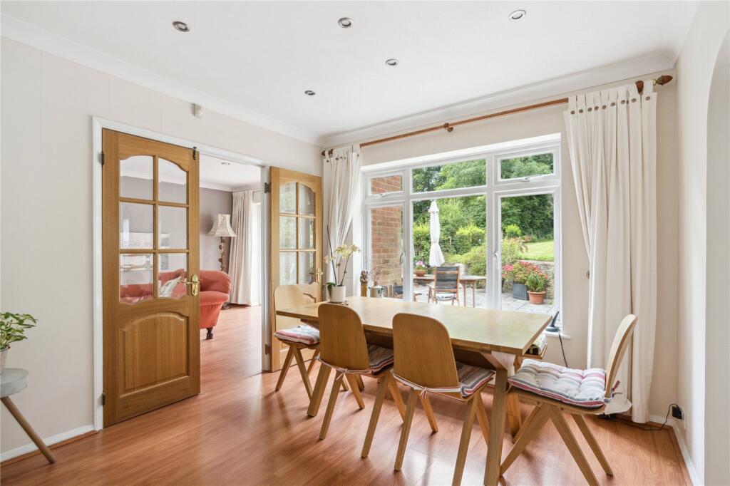 Breakfast Room