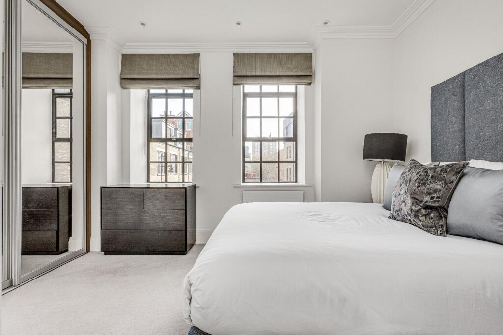 Bedroom Master
