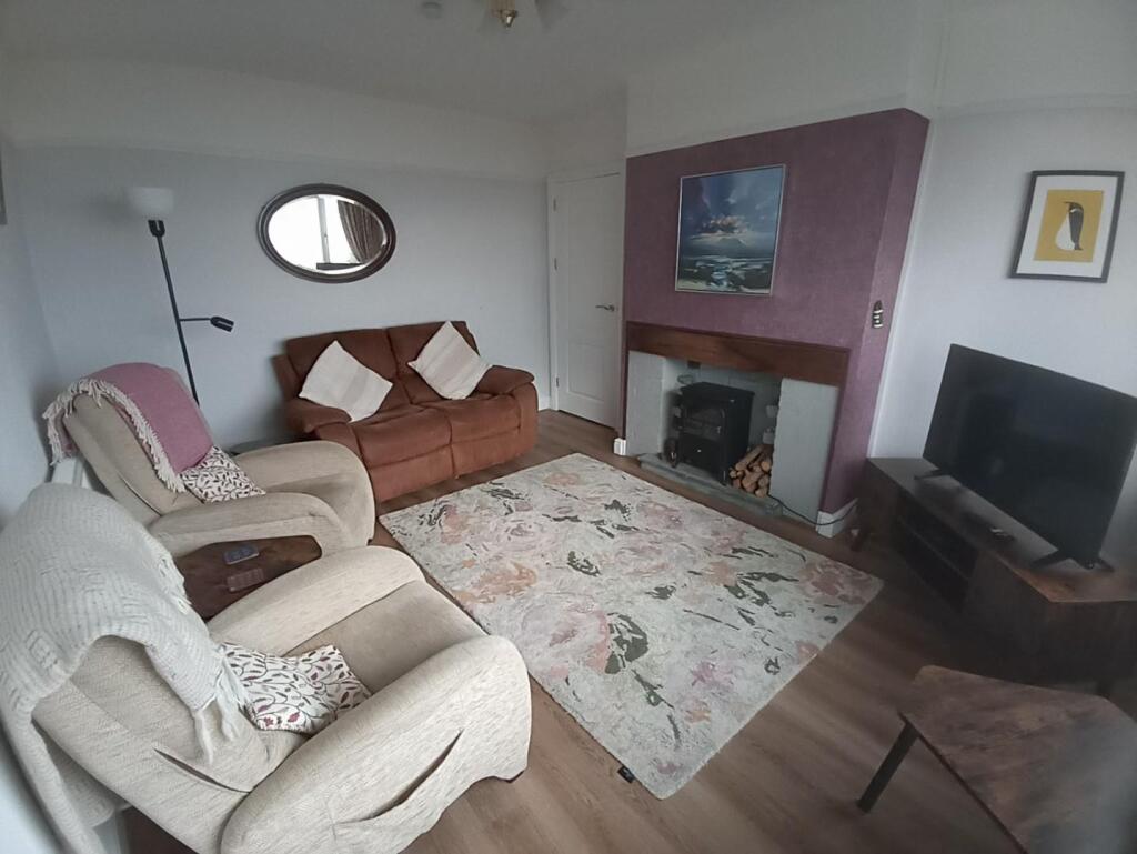 GF Living Room (V2).JPG