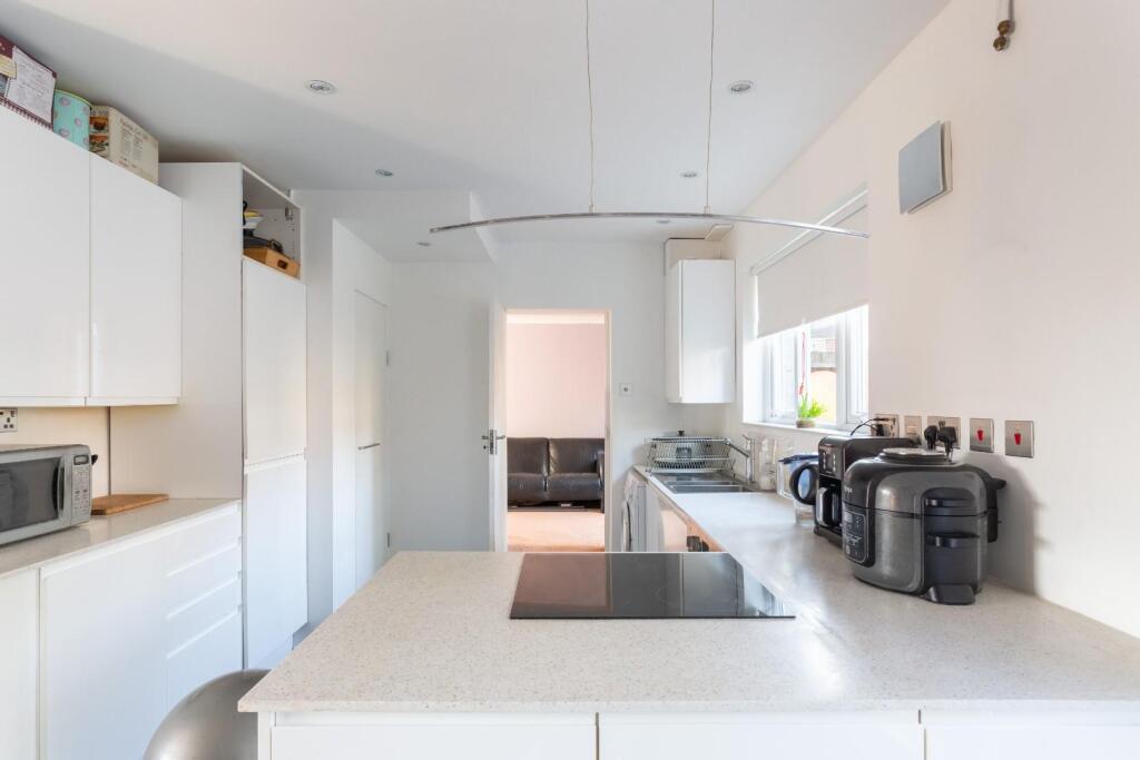 Henfield Way-4.jpg
