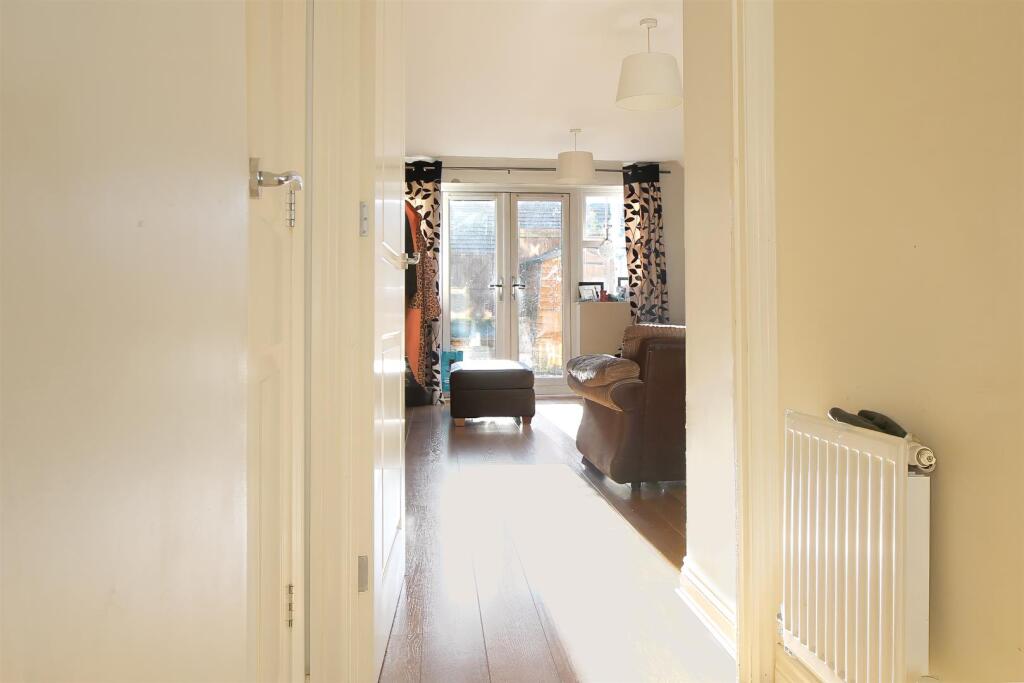 Hallway.jpg