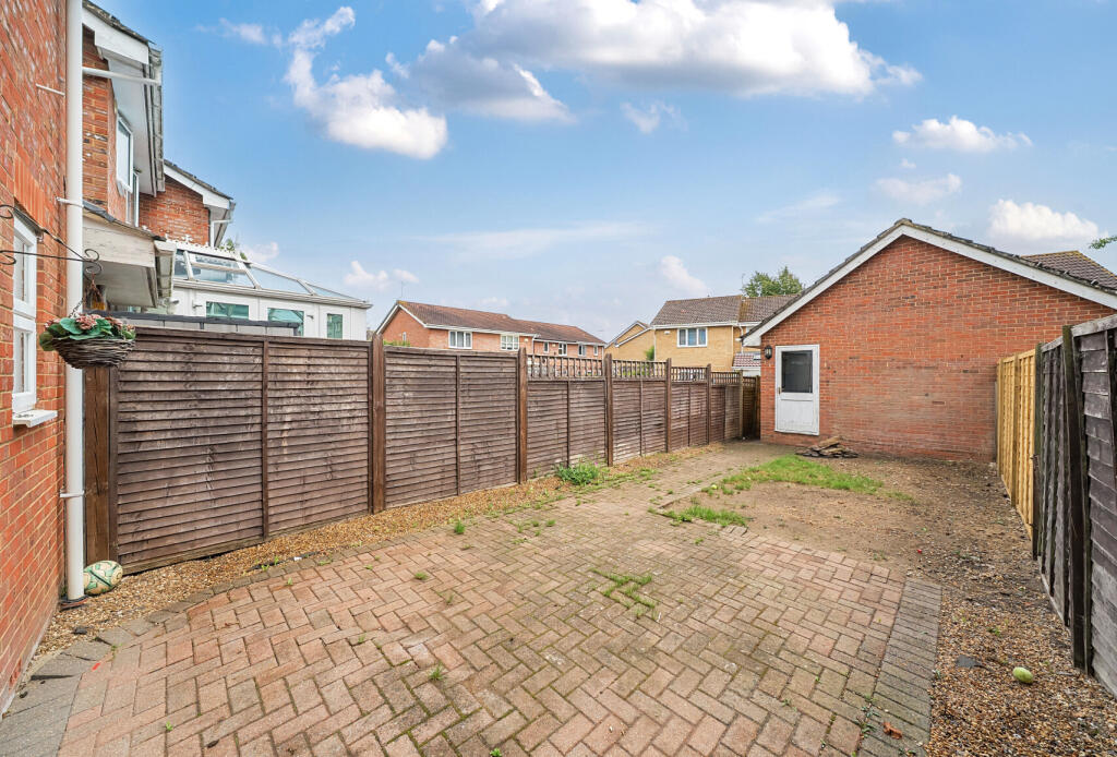 1333498-5-688b6fa...