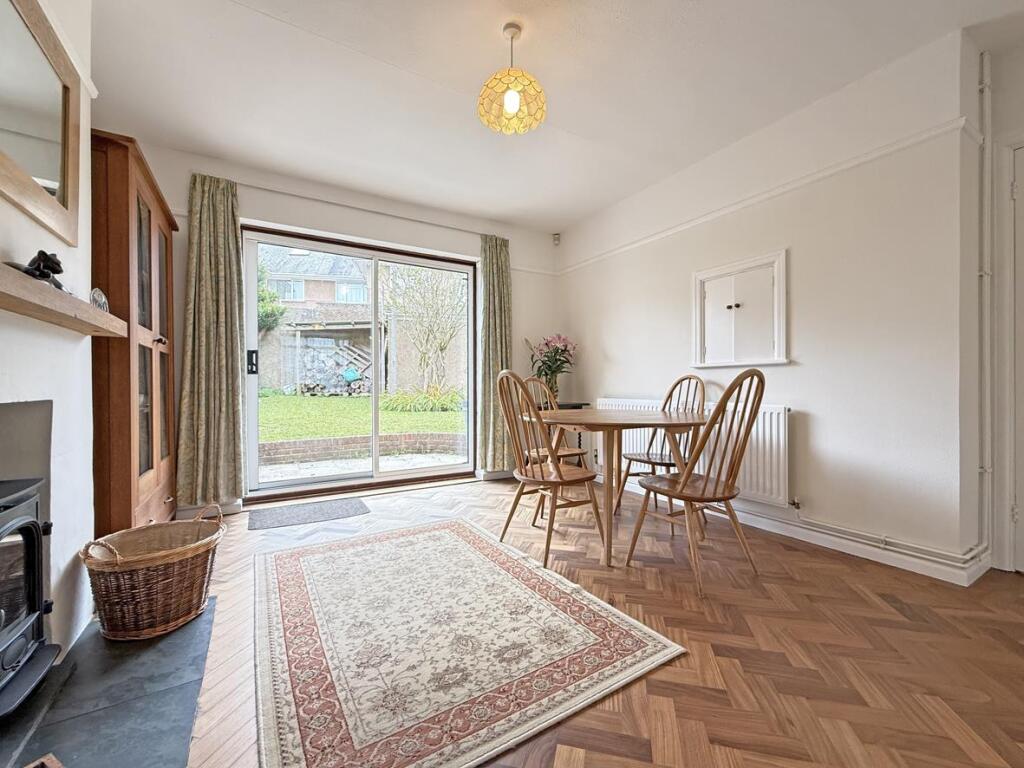 Tor Road 47 - Dining Room.jpg