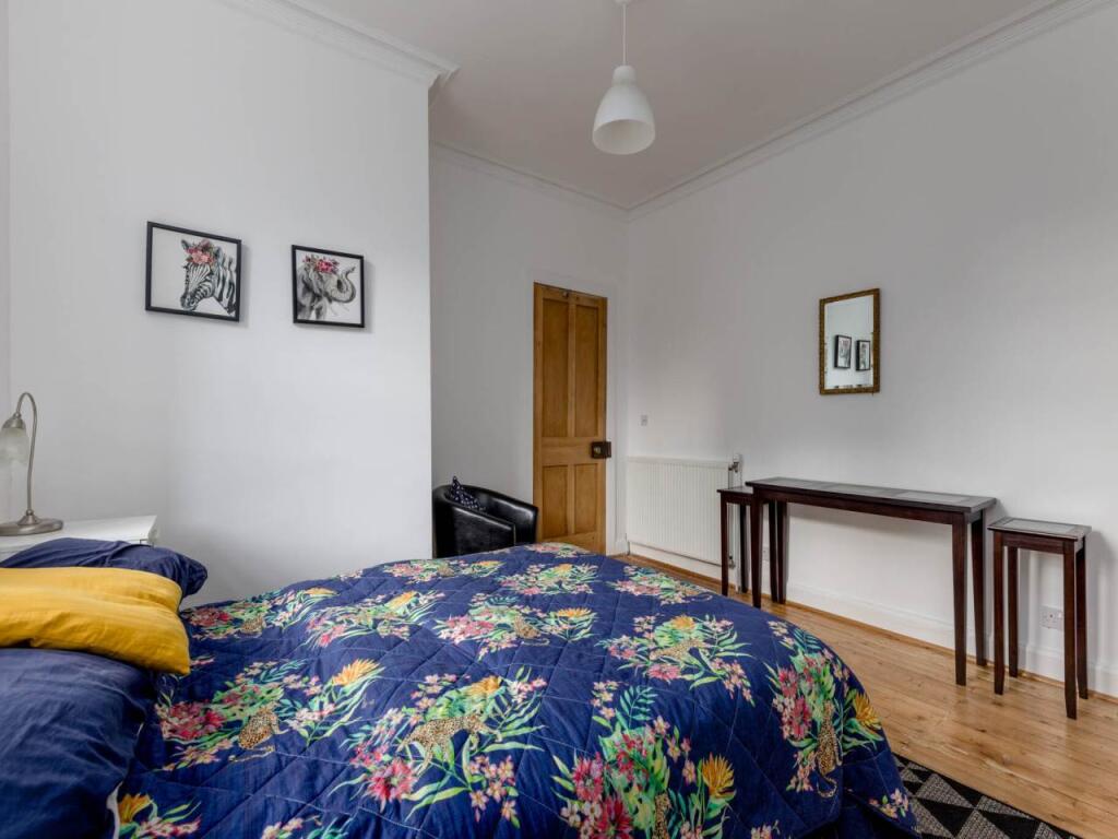 66847_PathBuildings0