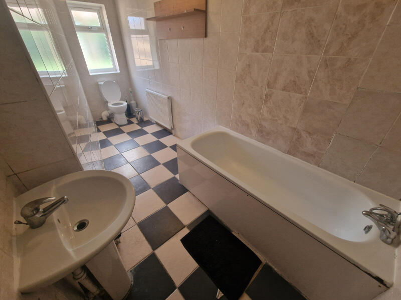 492_13 Ground Floor Bathroom.jpg