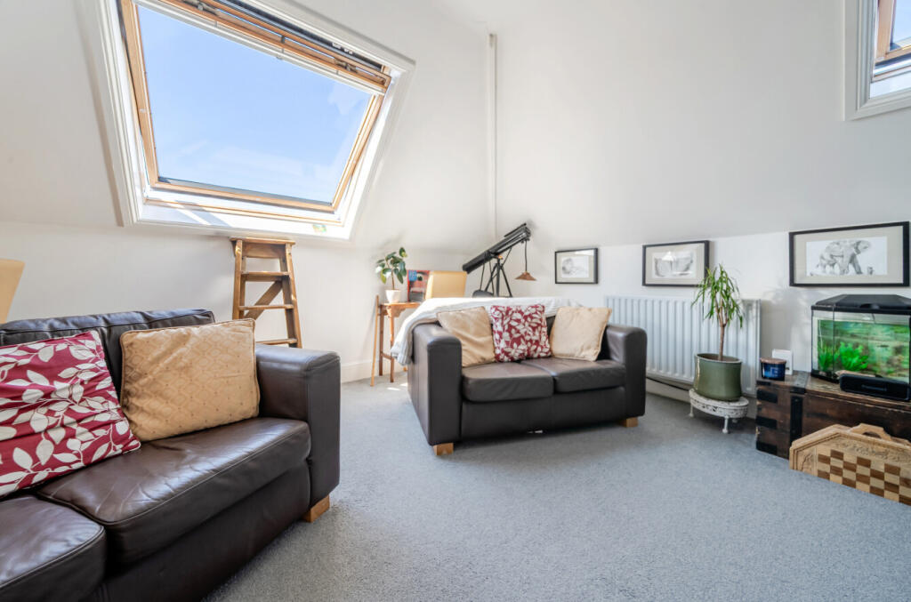 1335855-19-6899e8...