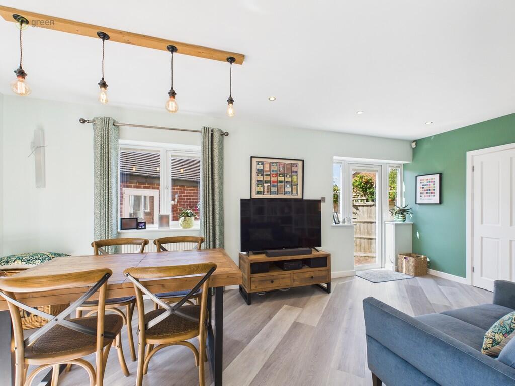 CAM03830G0-PR0206...