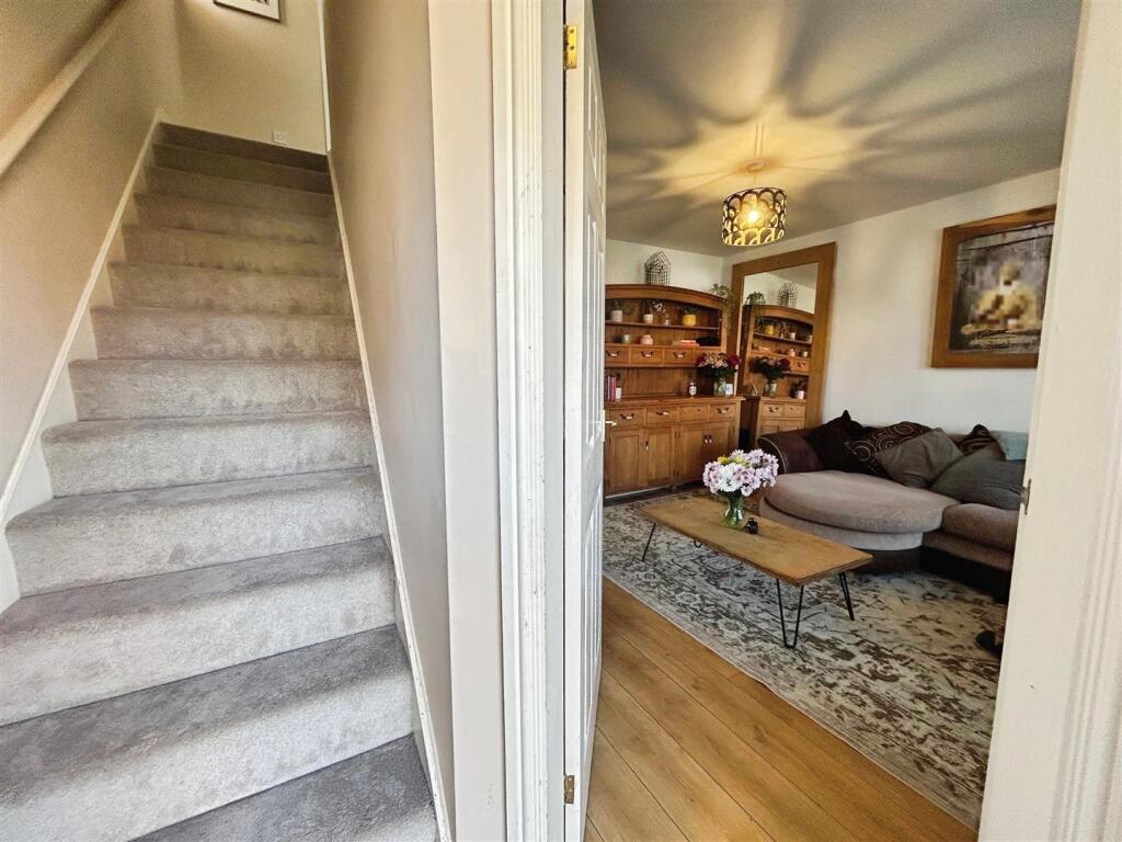 49866879--440E-8AAC-7DE6E1DDE036-42182-000021FC301