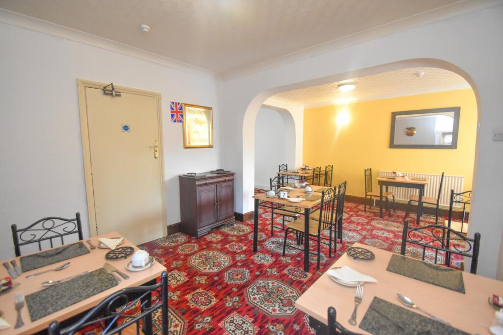guest dining