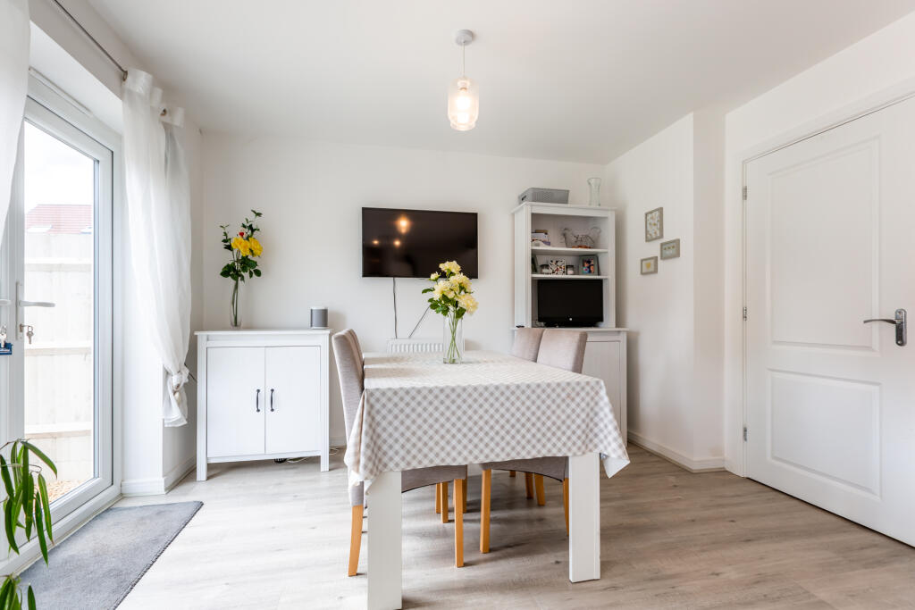 Robinson David Estate Agents 27 Cornflower Way Hig