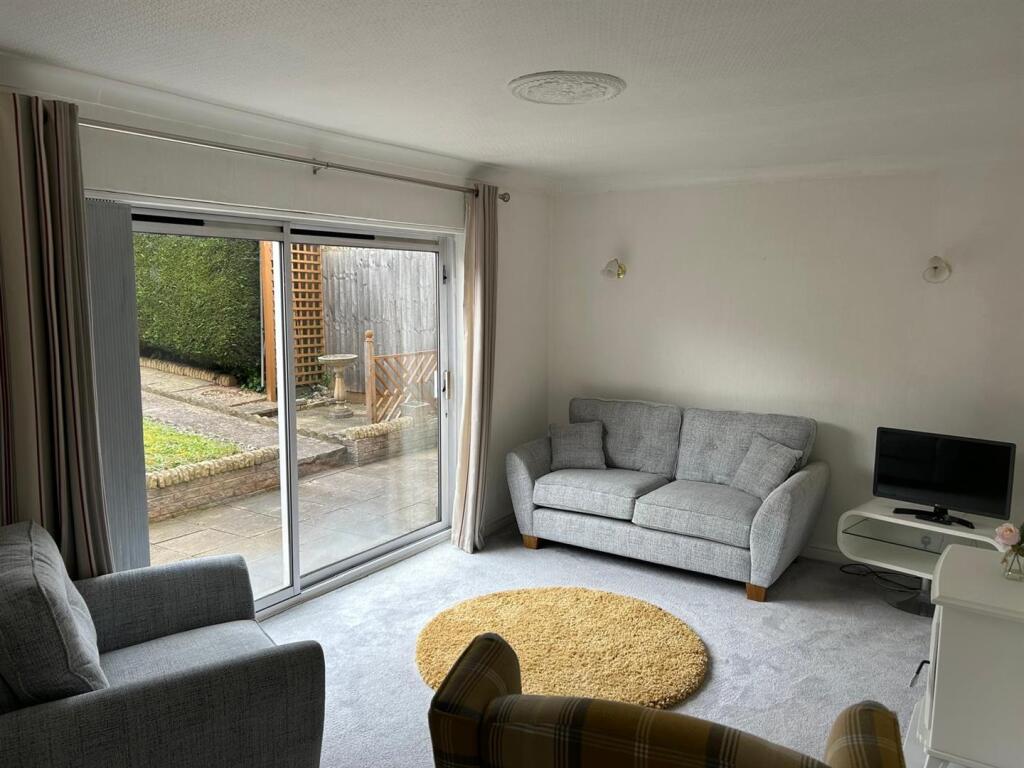 WhatsApp Image 2025-04-16 at 15.02.16_d9807d16.jpg