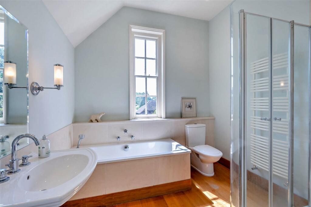 Bathroom/Shower