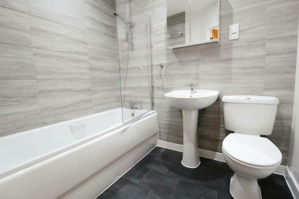 bath 201.JPG