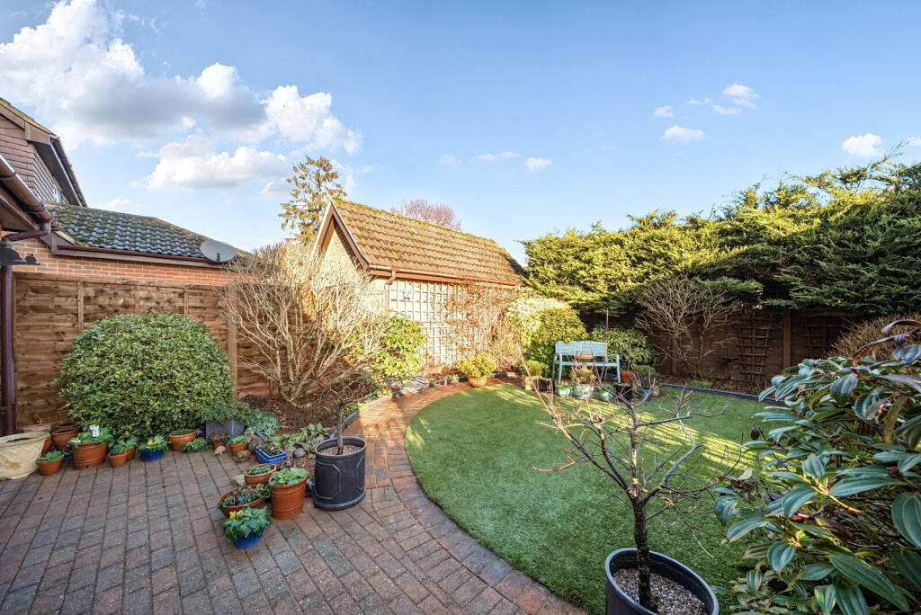 1395909-2-695e45e...