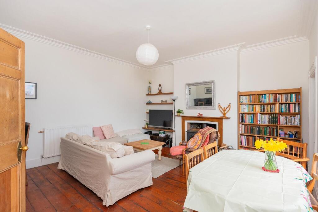 2F6RMR - Reception Room F.jpg