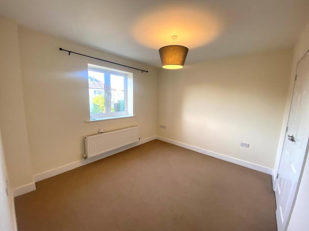 and bedroom 1.jpg