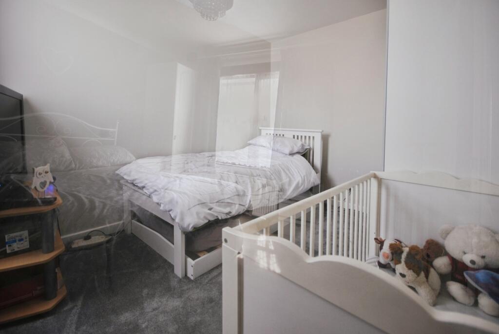 pbox-bedroom-318771.jpg