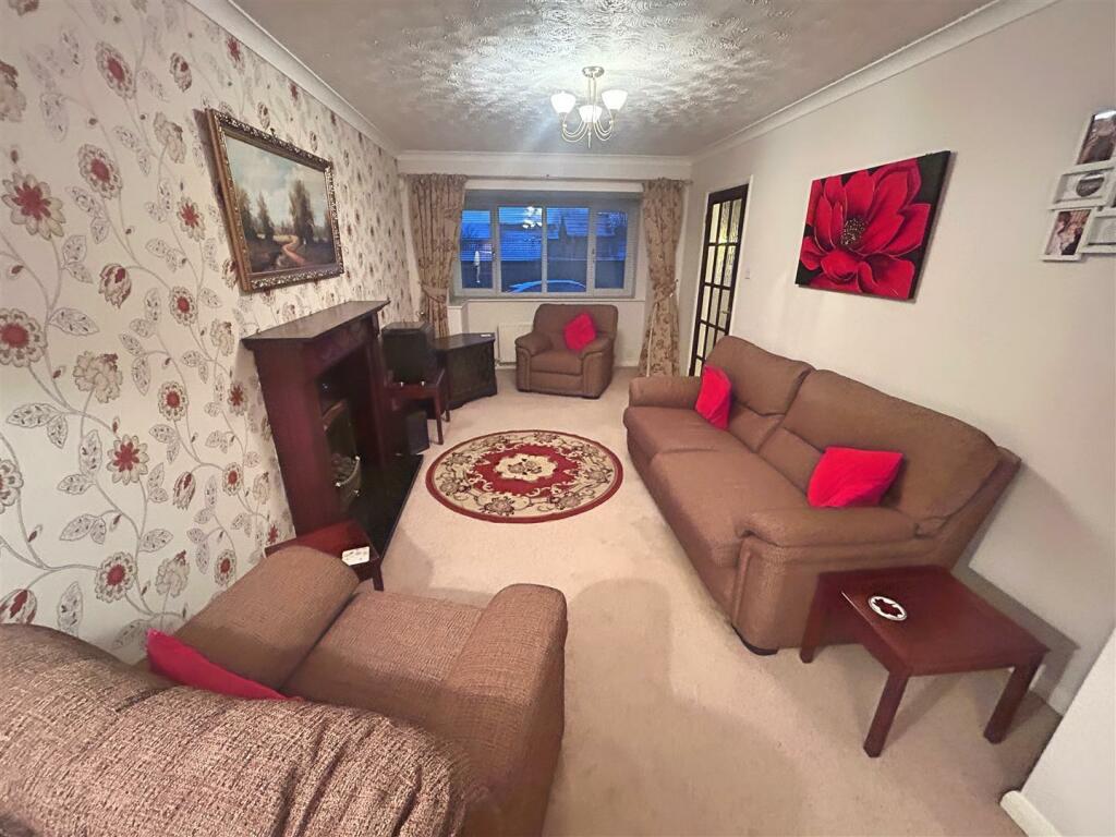 IMG_2741 (Large).JPG