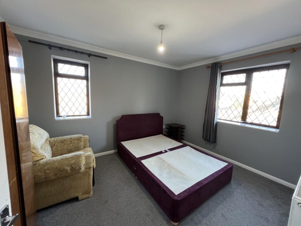 GetAttachmentThumbnail