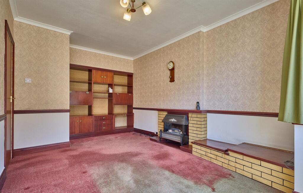 Front Lounge