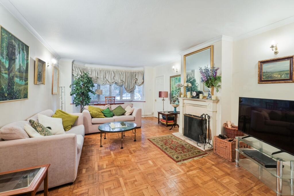 Ditton Hill, Long Ditton, KT6