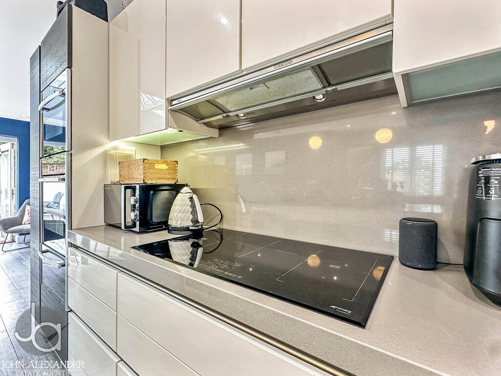 20241017_13563306...