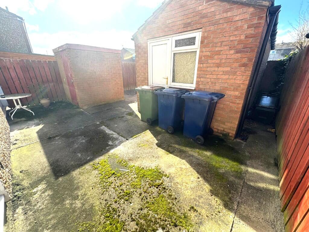 GARAGE &amp; BRICK STORE