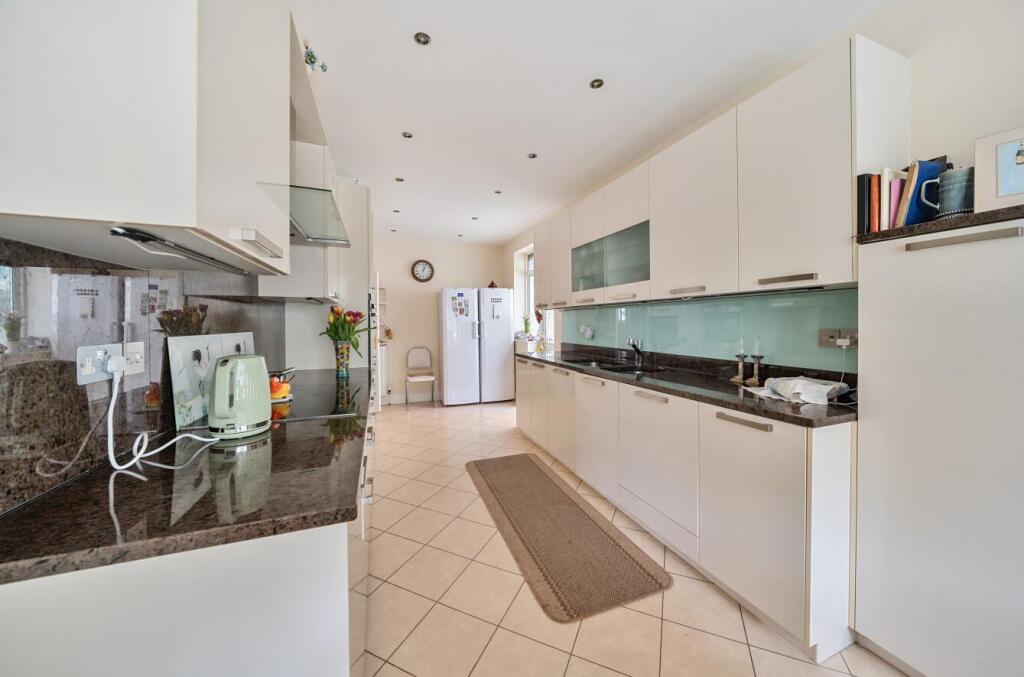 Davidson Frost-Wellings, DFW, Green Lane, Stanmore