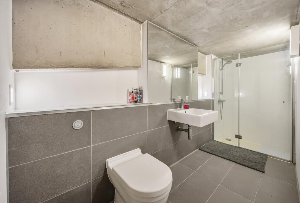 1320083-14-686bca...